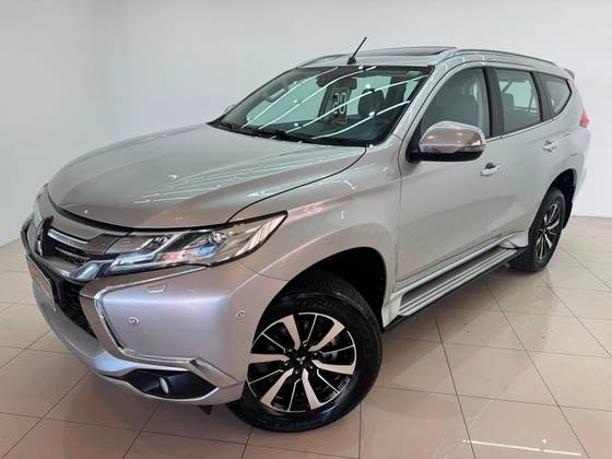 MITSUBISHI PAJERO SPORT 2.4 16V MIVEC TURBO DIESEL HPE AWD AUTOMÁTICO MITSUBISHI PAJERO SPORT 2.4 16V MIVEC TURBO DIESEL HPE AWD AUTOMÁTICO